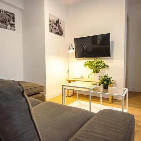 아파트 Rentalsevilla Teodosius Grand 세비야