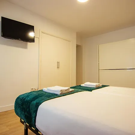 Rentalsevilla Teodosius Grand 아파트
